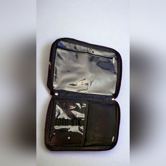 Danier 11" black laptop bag - Picture 2 of 7